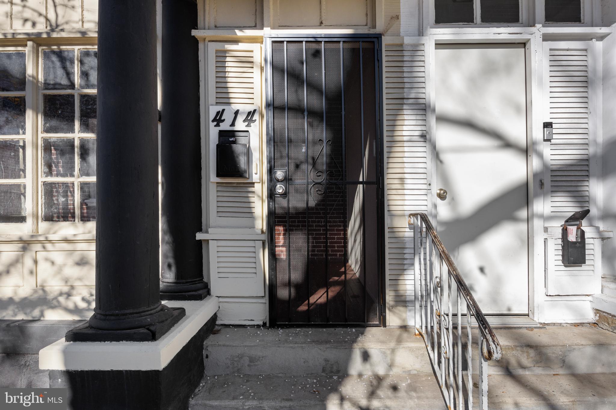 414 East 20th Street Chester, PA 19013 - Photo 2 of 31