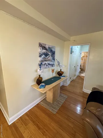 $349,000 | 820 Boynton Avenue, Unit 6K | Soundview