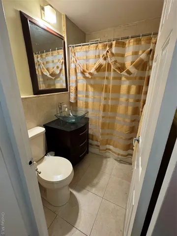 $349,000 | 820 Boynton Avenue, Unit 6K | Soundview