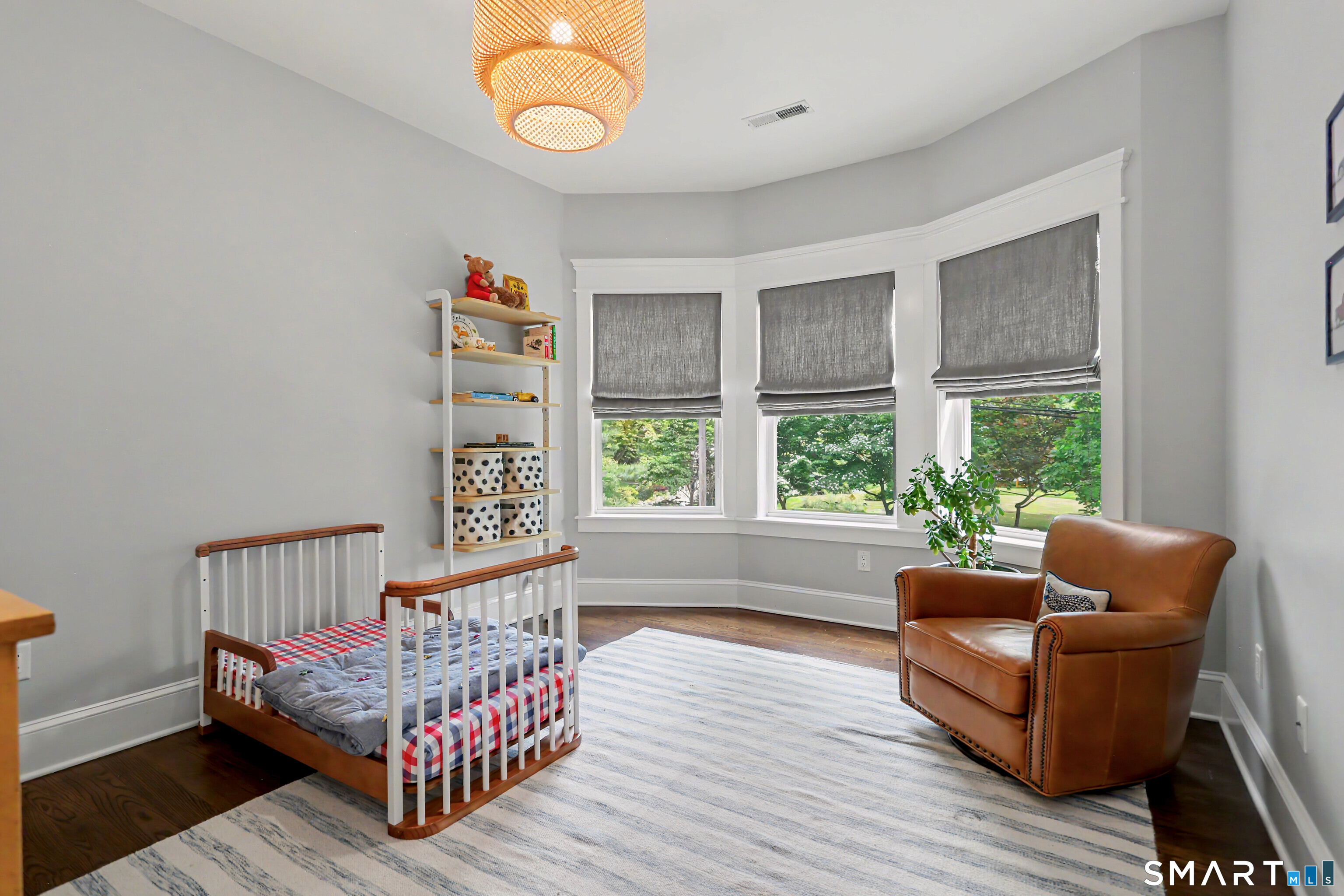 1192 Catamount Road Fairfield, CT 06824 - Photo 22 of 37