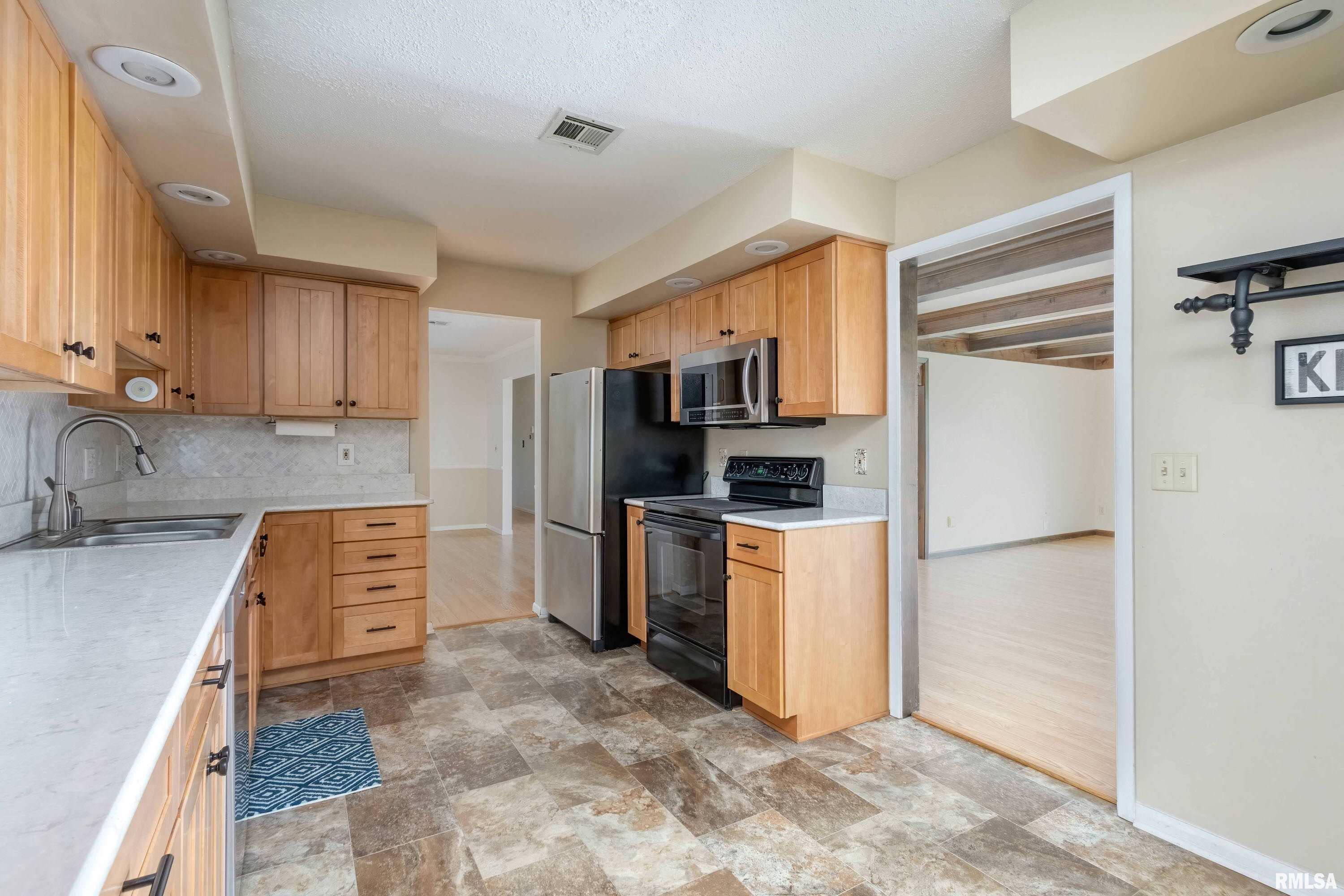 1360 Kimberly Ridge Road, Unit 309 Bettendorf, IA 52722 - Photo 15 of 35 Gallery Image 15