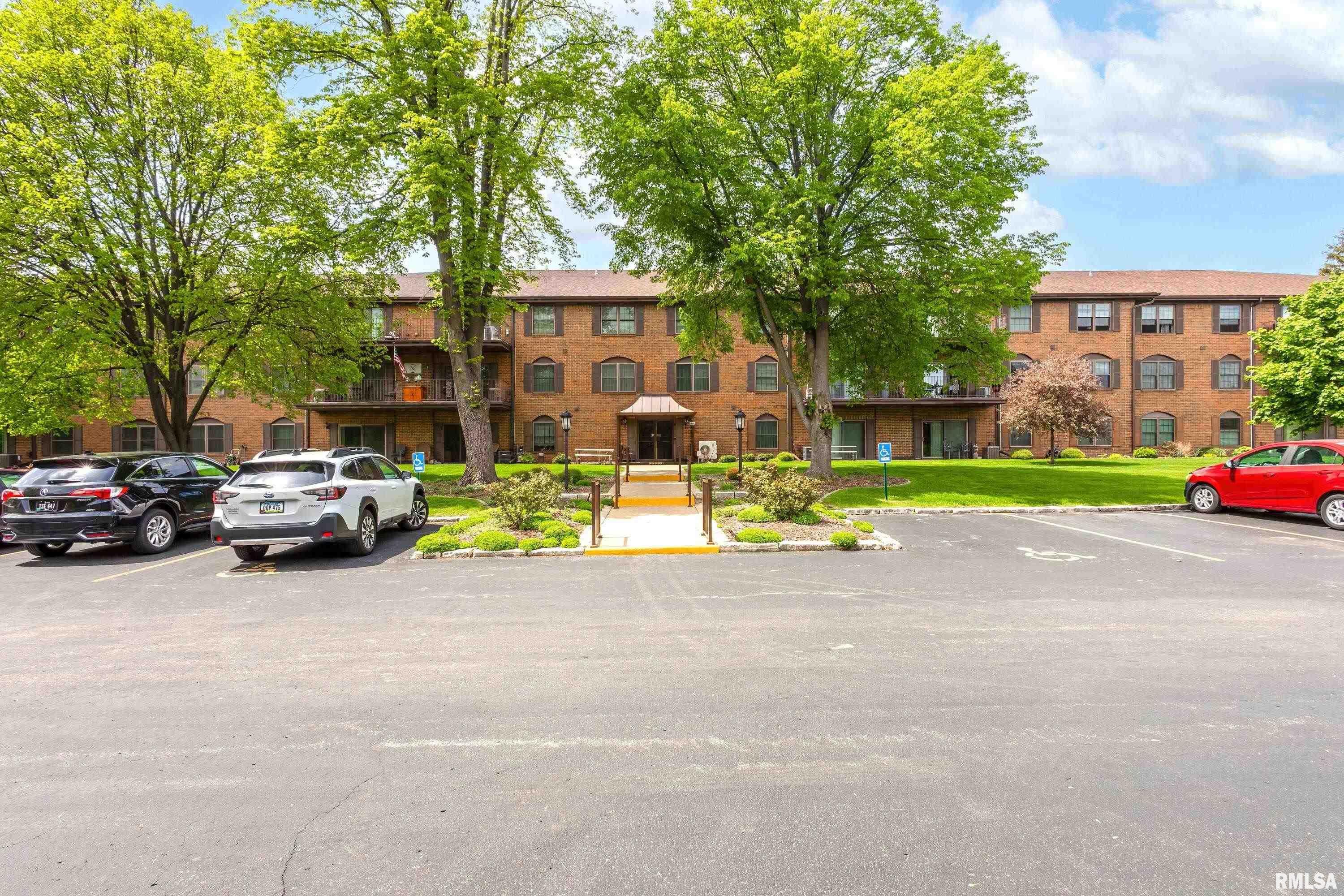 1360 Kimberly Ridge Road, Unit 309 Bettendorf, IA 52722 - Photo 2 of 35 Gallery Image 2