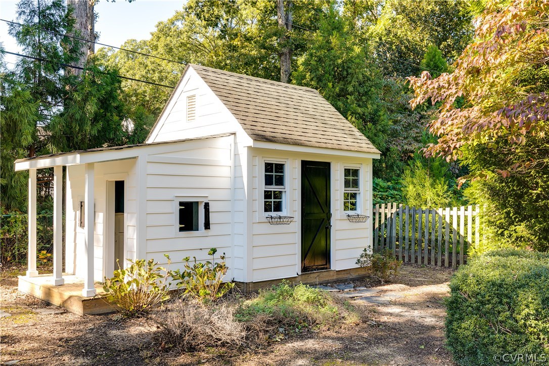 8915 Norwick Road Henrico, VA 23229 - Photo 45 of 47 Custom shed for lawn equipment as well as an attac