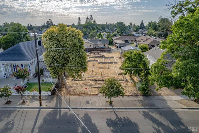 $290,000 | 241 South 1st Street, Dixon, CA 95620