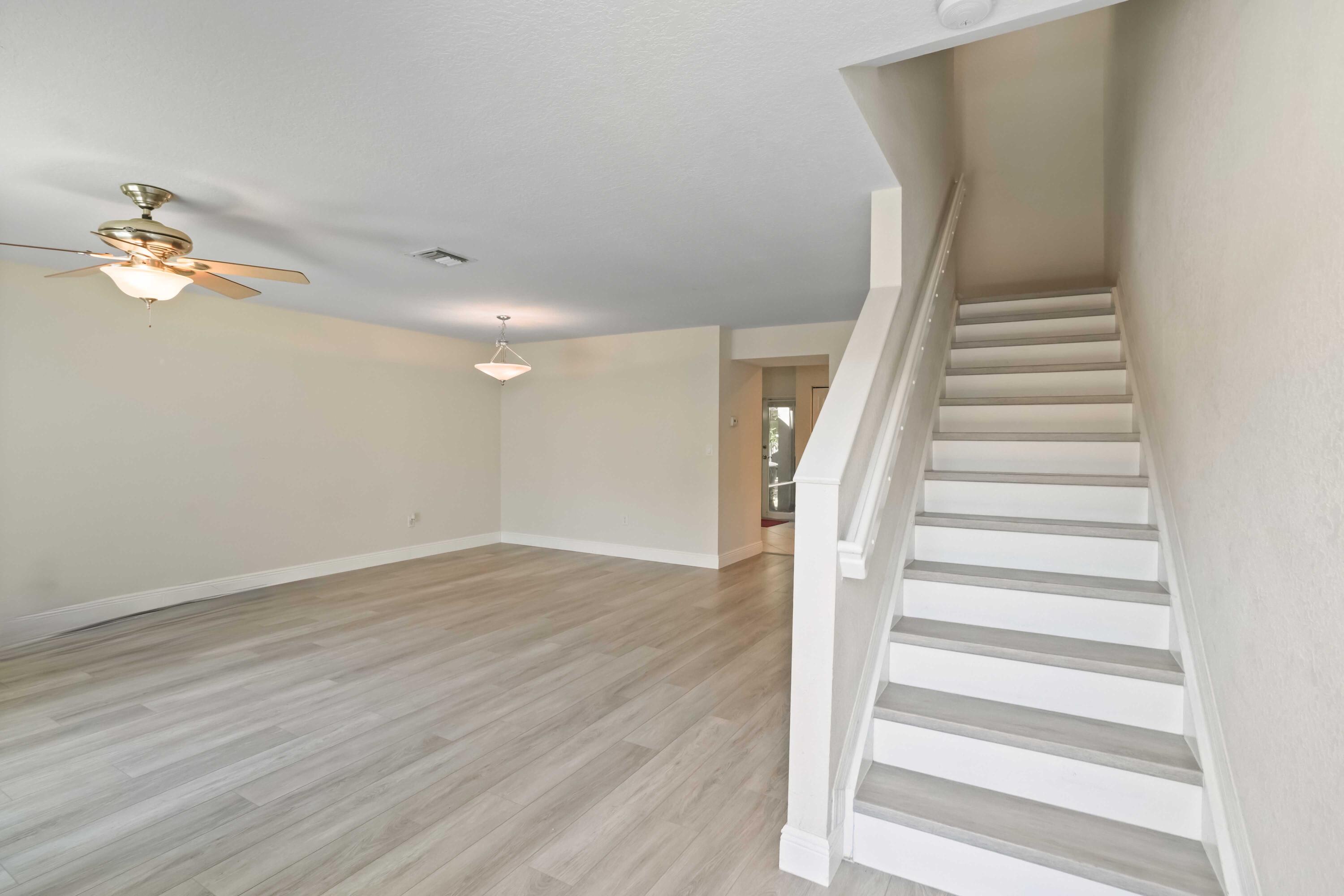5961 London Lane Tamarac, FL 33321 - Photo 7 of 21 a view of entryway