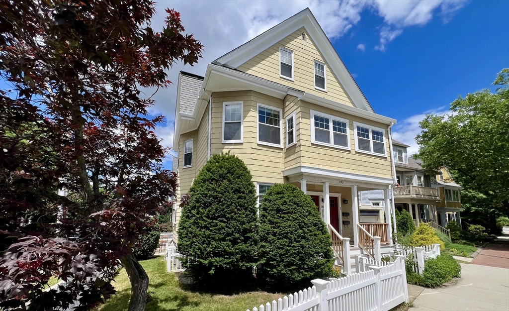 293 Huron Avenue, Unit 2 Cambridge, MA 02138 - Photo 1 of 20