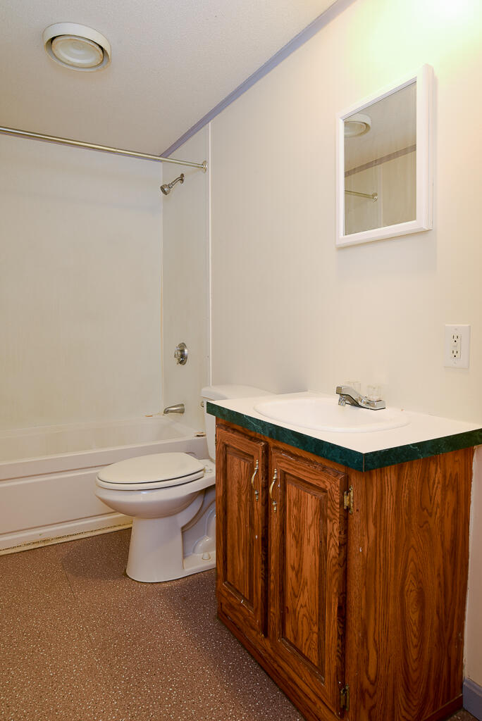 40 Clover Lane Paris, ME 04281 - Photo 26 of 29 40 CLover Lane (24 of 29)