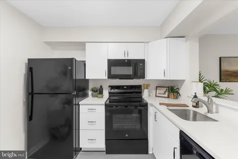 $249,000 | 20332 Beaconfield Terrace, Unit 20332, Germantown, MD 20874