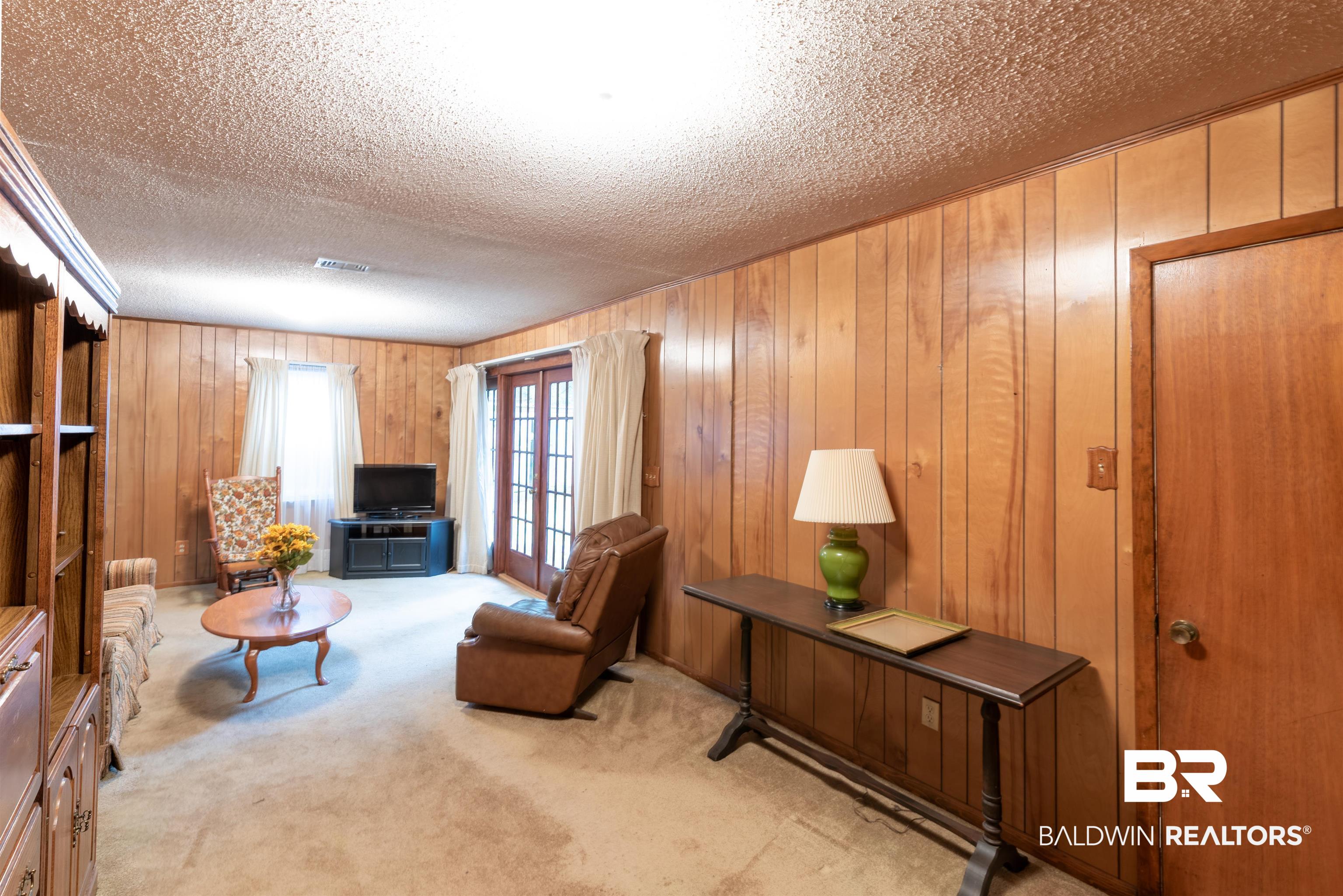 601 East Wesley Drive Mobile, AL 36609 - Photo 13 of 18