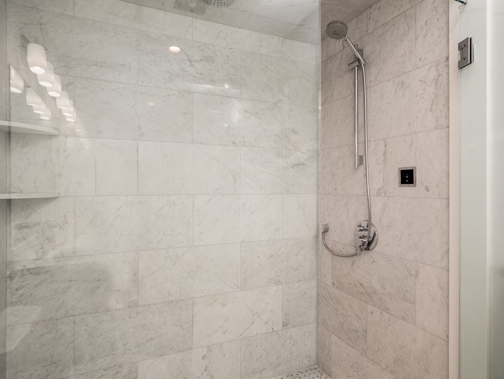 45 L Street, Unit 20 Boston, MA 02127 - Photo 23 of 28 a bathroom with a shower