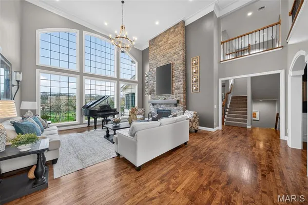 $1,500,000 | 544 Forest Crest, Lake St. Louis, MO 63367