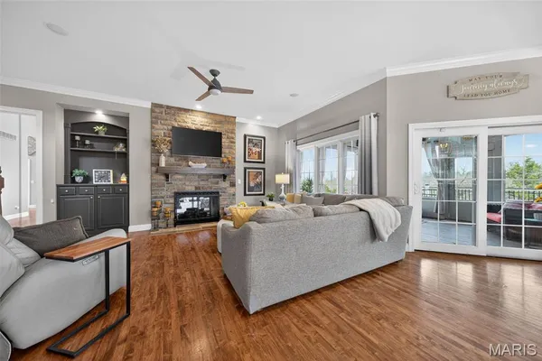 $1,500,000 | 544 Forest Crest, Lake St. Louis, MO 63367