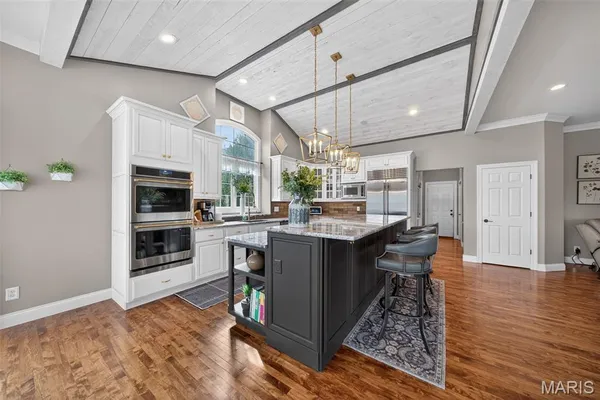 $1,500,000 | 544 Forest Crest, Lake St. Louis, MO 63367