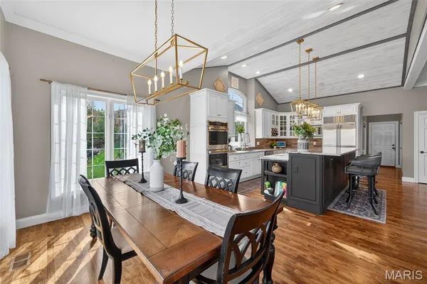 $1,500,000 | 544 Forest Crest, Lake St. Louis, MO 63367