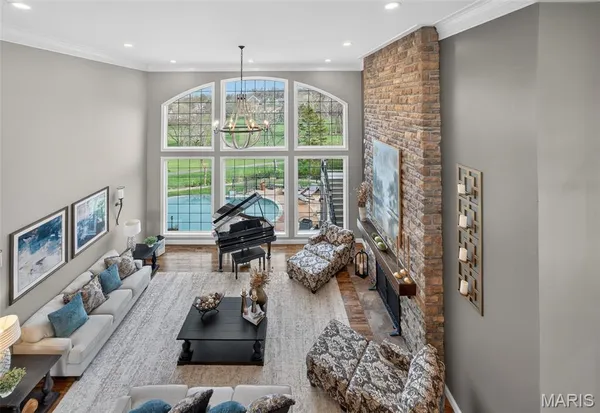 $1,500,000 | 544 Forest Crest, Lake St. Louis, MO 63367