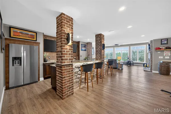 $1,500,000 | 544 Forest Crest, Lake St. Louis, MO 63367