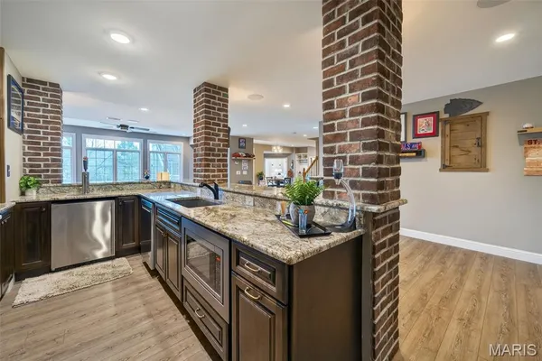 $1,500,000 | 544 Forest Crest, Lake St. Louis, MO 63367