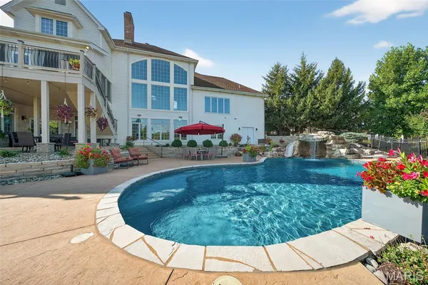 $1,500,000 | 544 Forest Crest, Lake St. Louis, MO 63367