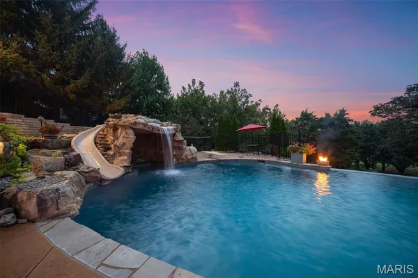 $1,500,000 | 544 Forest Crest, Lake St. Louis, MO 63367