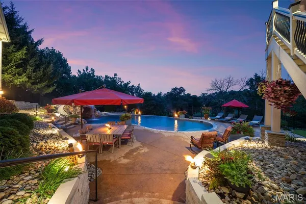 $1,500,000 | 544 Forest Crest, Lake St. Louis, MO 63367