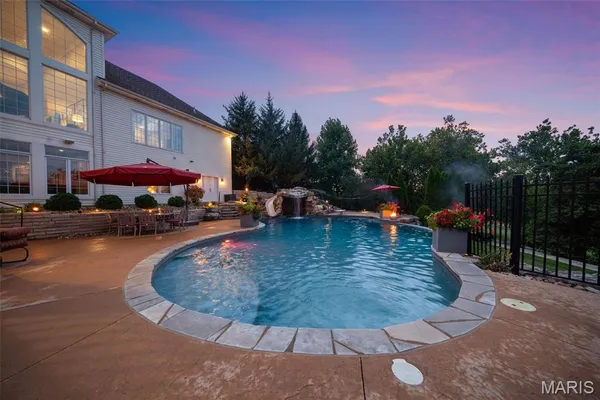 $1,500,000 | 544 Forest Crest, Lake St. Louis, MO 63367