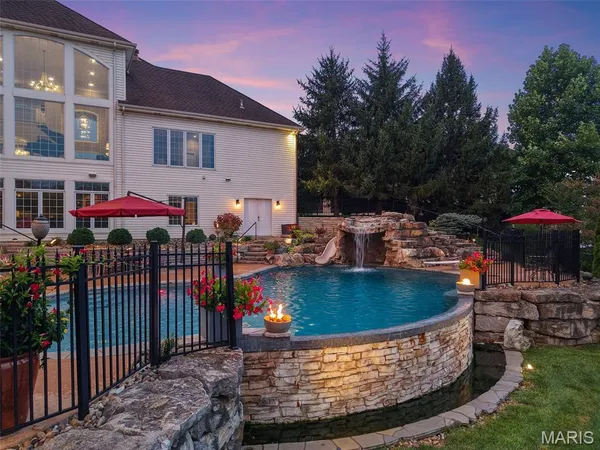 $1,500,000 | 544 Forest Crest, Lake St. Louis, MO 63367
