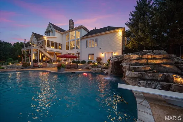 $1,500,000 | 544 Forest Crest, Lake St. Louis, MO 63367