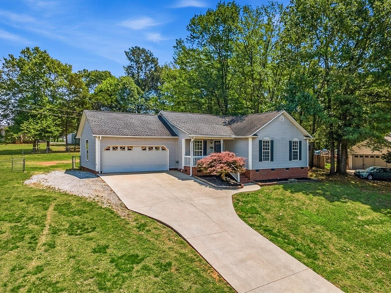 312 Carmichael Court Boiling Springs, SC 29316 - Photo 36 of 41