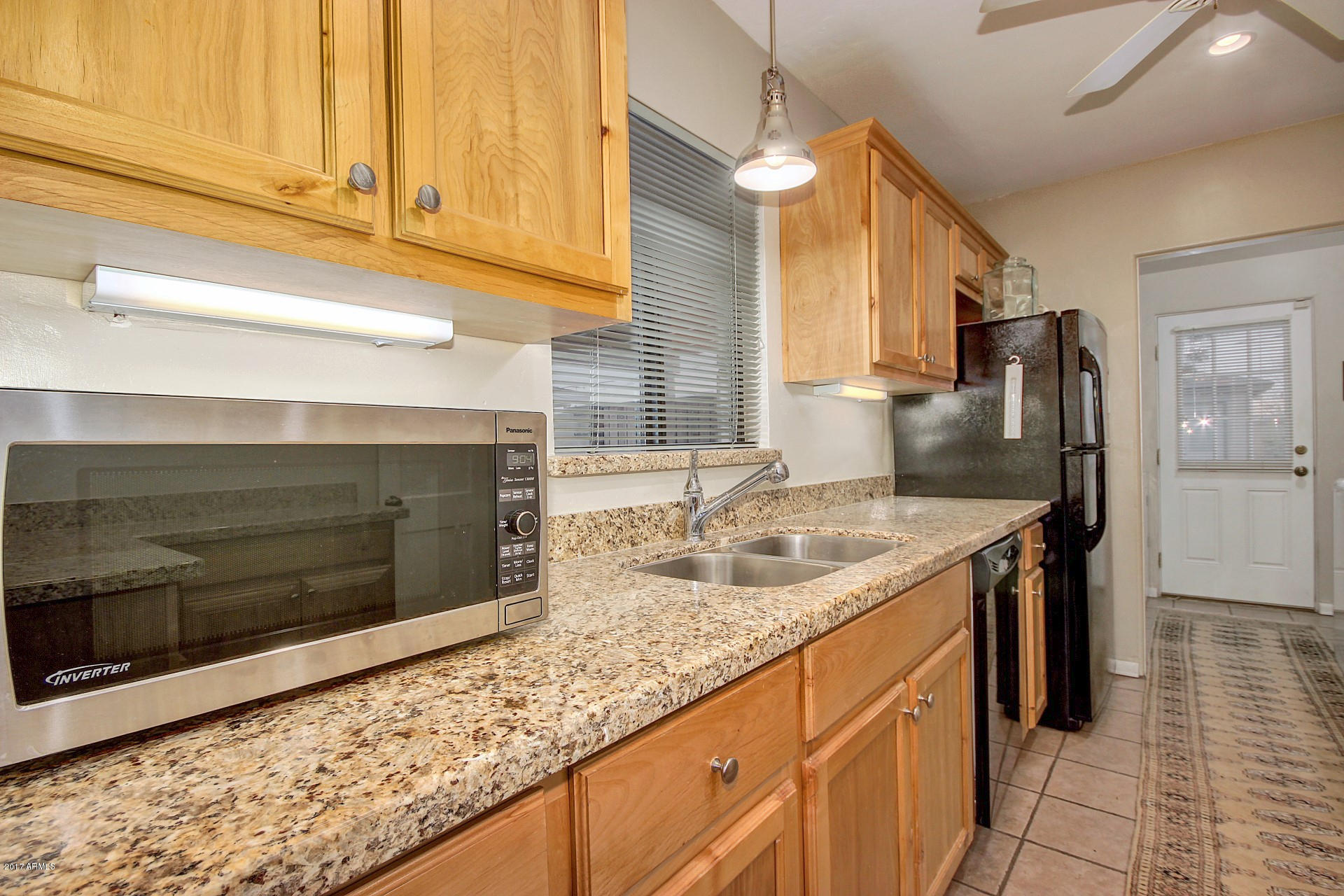 2157 West Osborn Road Phoenix, AZ 85015 - Photo 8 of 26 Kitchen