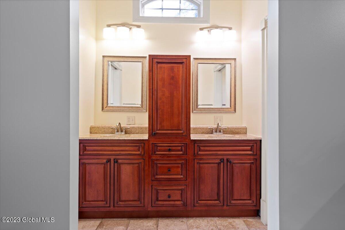 266 Old Post Road Malta, NY 12020 - Photo 19 of 44 32-FJD_1830