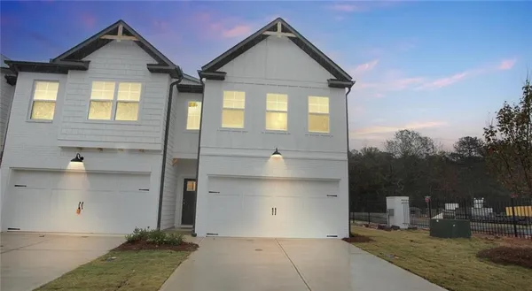 $2,264 | 2021 Old Covington Highway Southeast, Unit REDLAND, Conyers, GA 30013