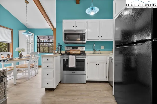 $274,995 | 255 River Hollow Road, Newland, NC 28657