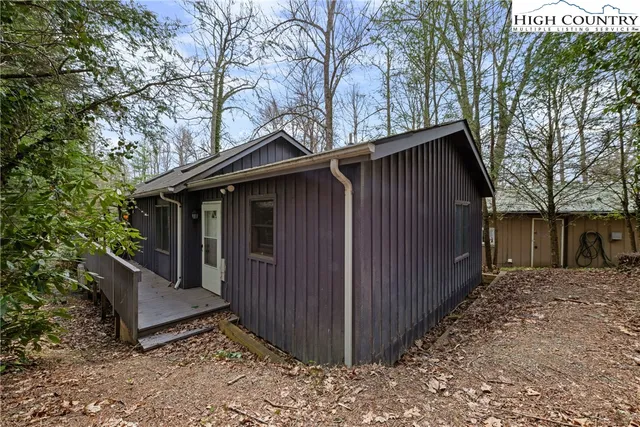 $274,995 | 255 River Hollow Road, Newland, NC 28657