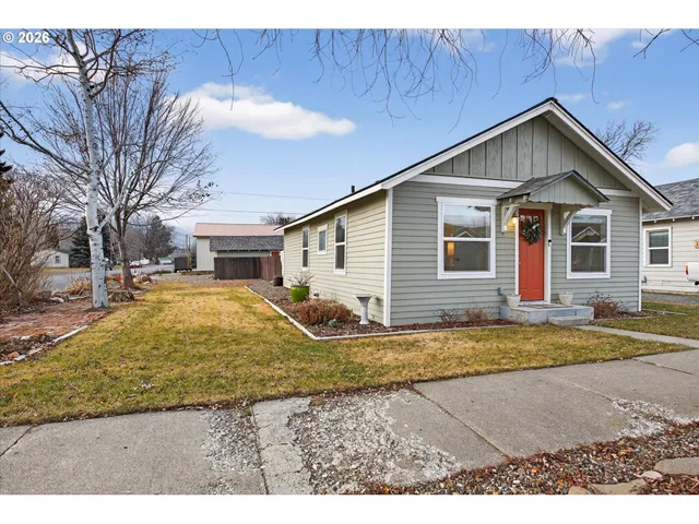 $279,900 | 1005 Walnut Street, Baker City, OR 97814