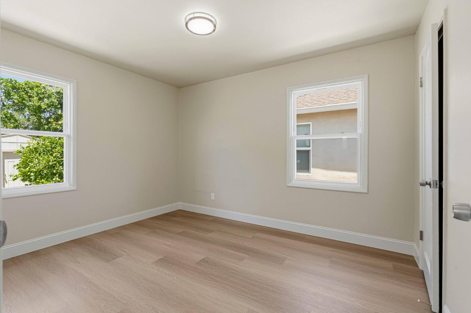 1625 Spring Street Stockton, CA 95206 - Photo 12 of 29