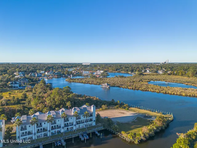 $394,500 | 1400 Mill Road, Unit 31, Gulfport, MS 39507