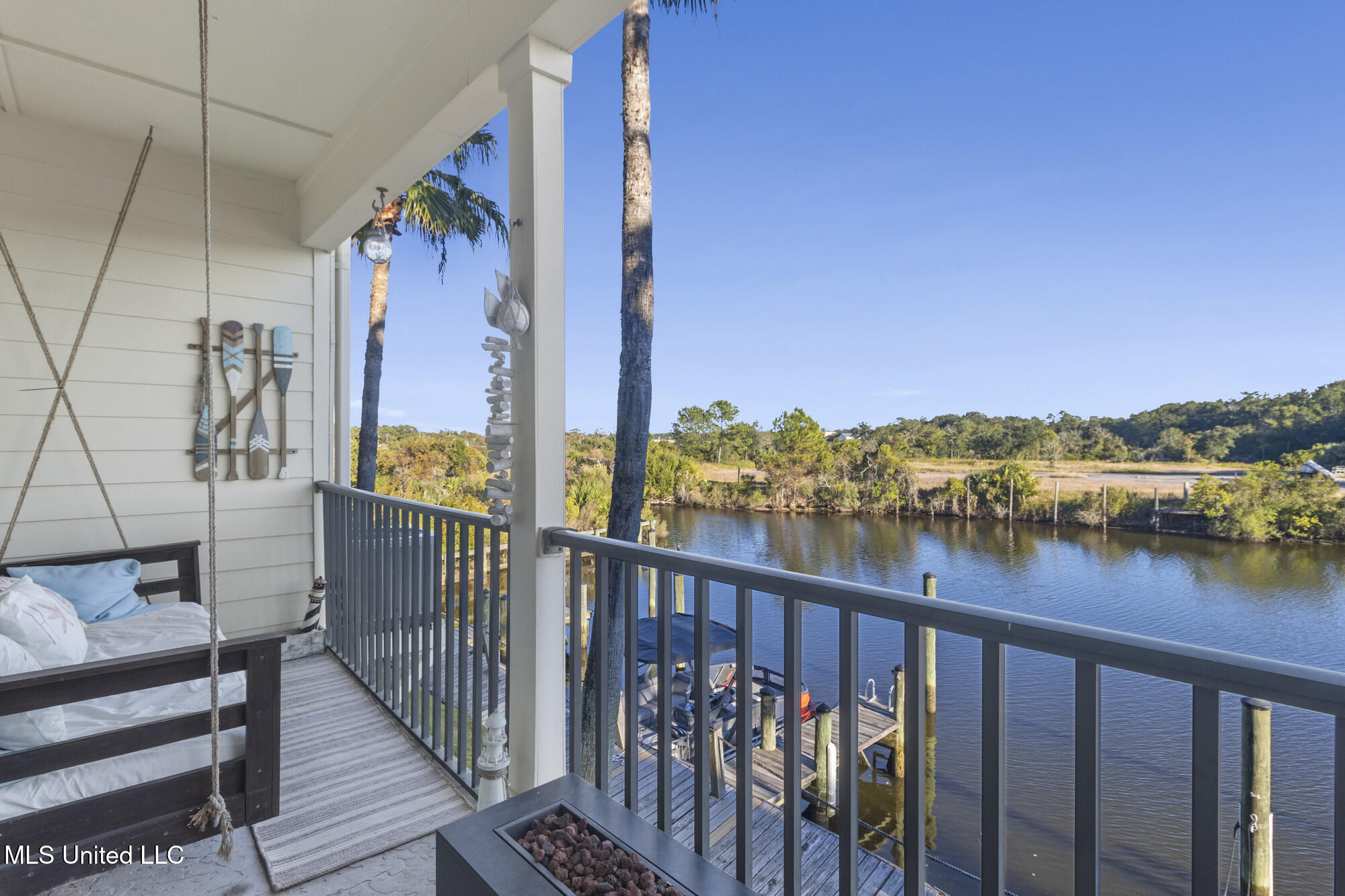 1400 Mill Road, Unit 31 Gulfport, MS 39507 - Photo 16 of 28 Main Balcony