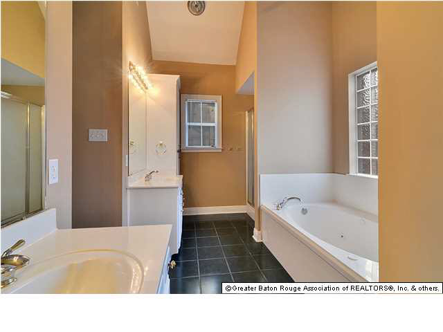 17713 Twin Ridge Avenue Baton Rouge, LA 70817 - Photo 8 of 9 Gallery Image 8