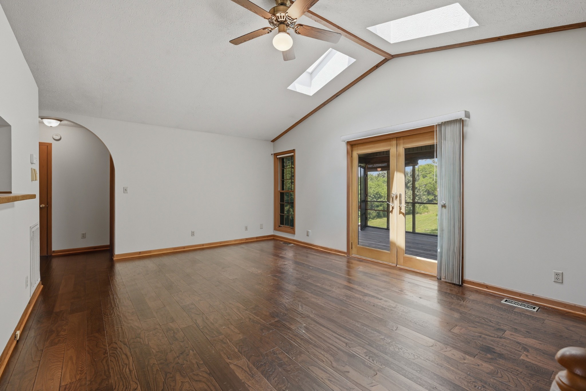 212 Teezer French Road New Market, TN 37820 - Photo 10 of 32 Gallery Image 10