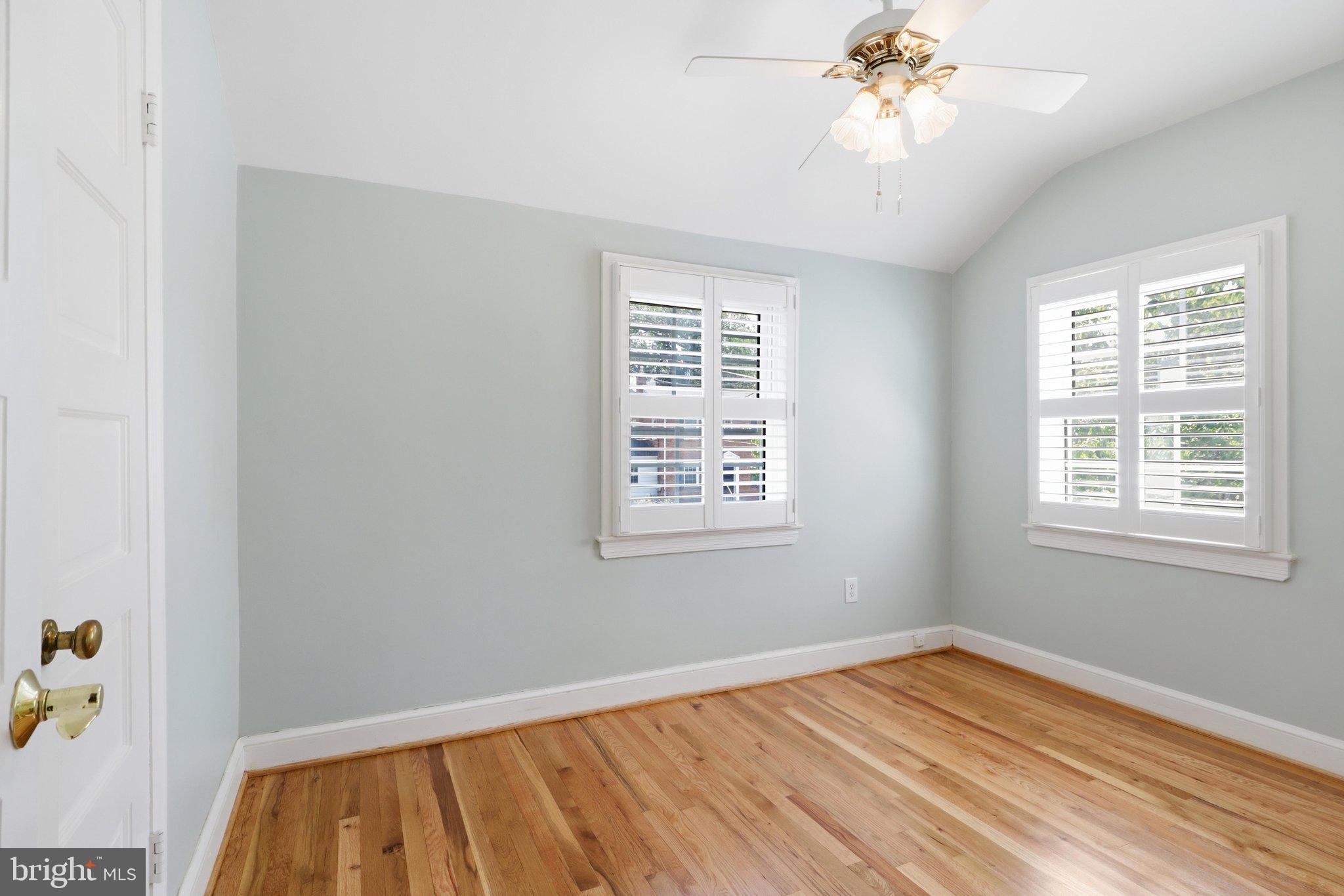 10010 Raynor Road Silver Spring, MD 20901 - Photo 18 of 44 Bedroom