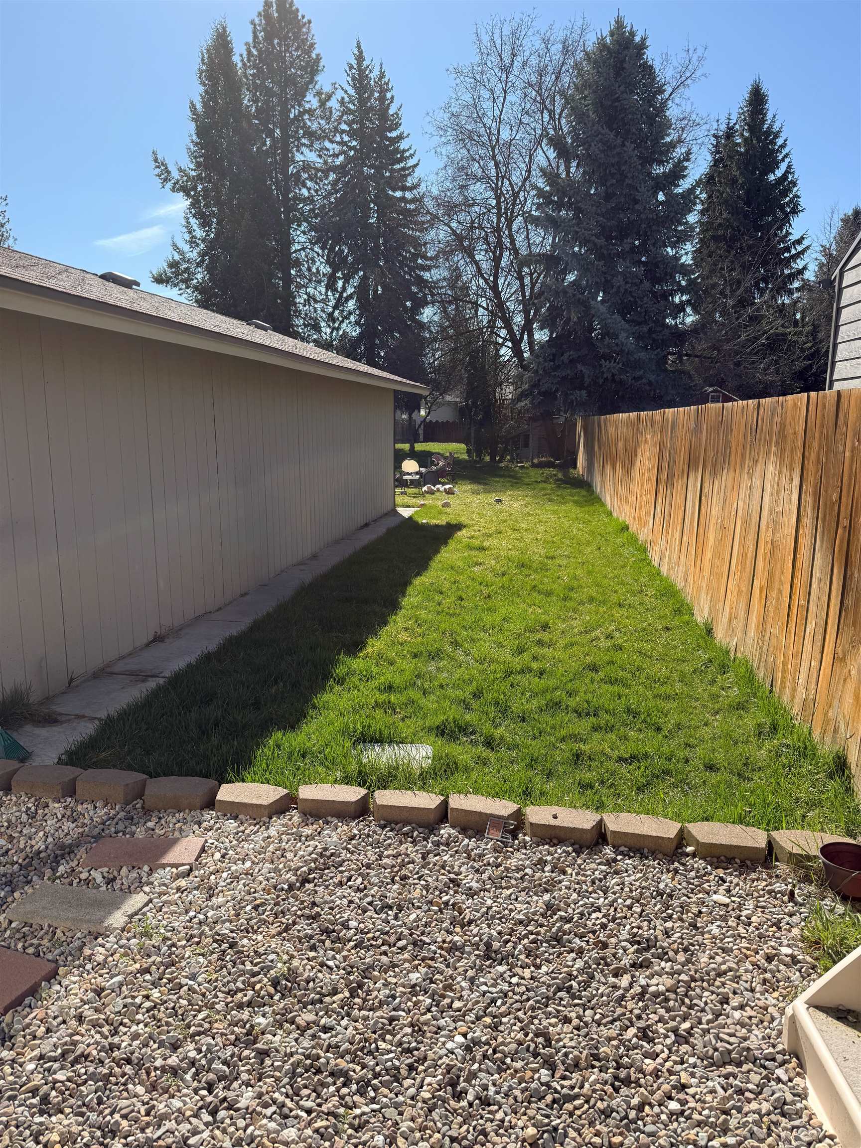 417-419 West Ivanhoe Road Spokane, WA 99218 - Photo 16 of 17 Gallery Image 16