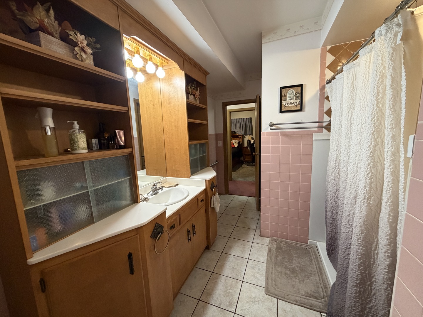 4019 5th Street East Moline, IL 61244 - Photo 20 of 37 a room with storage and utility