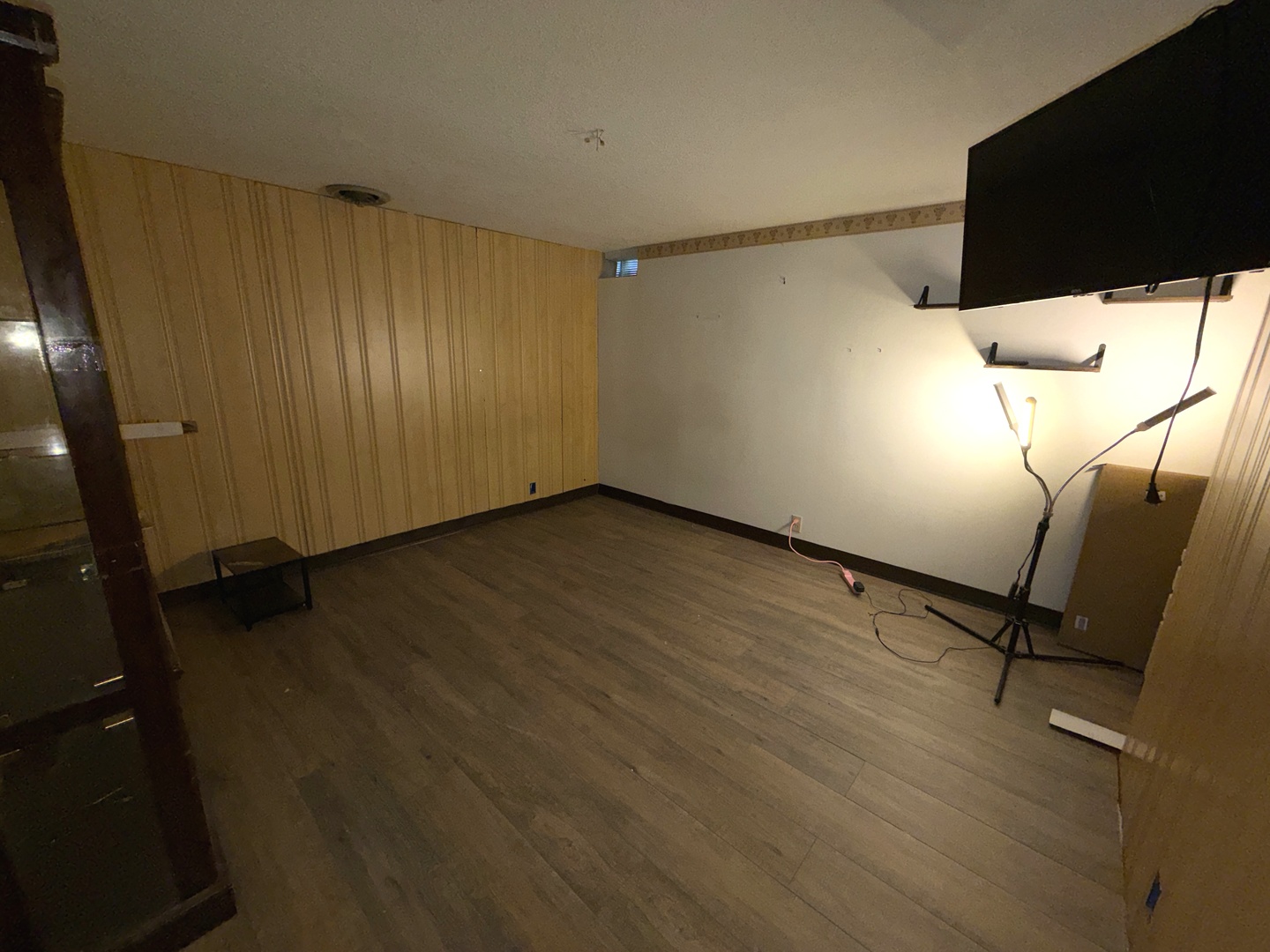 4019 5th Street East Moline, IL 61244 - Photo 26 of 37 a view of a room with wooden floor and windows