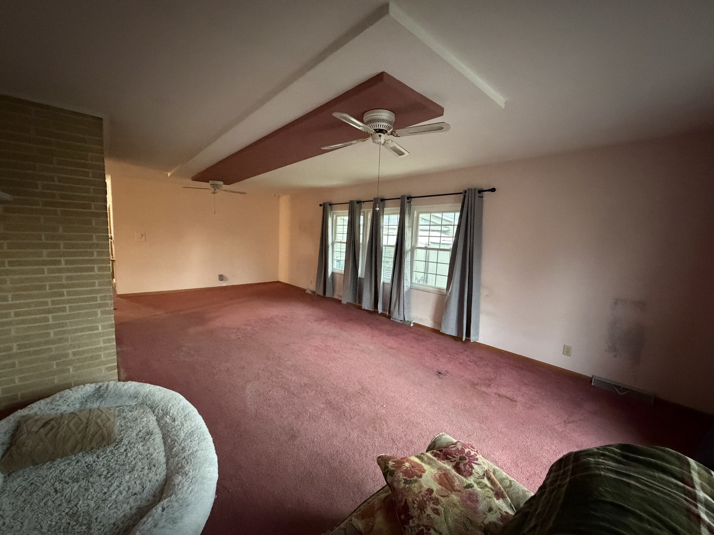 4019 5th Street East Moline, IL 61244 - Photo 10 of 37 a view of livingroom with furniture