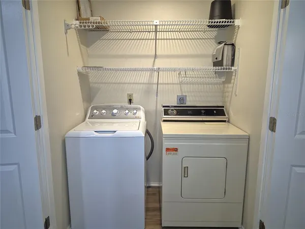 $2,500 | 160 Joanne Place, Oldsmar, FL 34677
