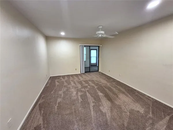 $2,500 | 160 Joanne Place, Oldsmar, FL 34677