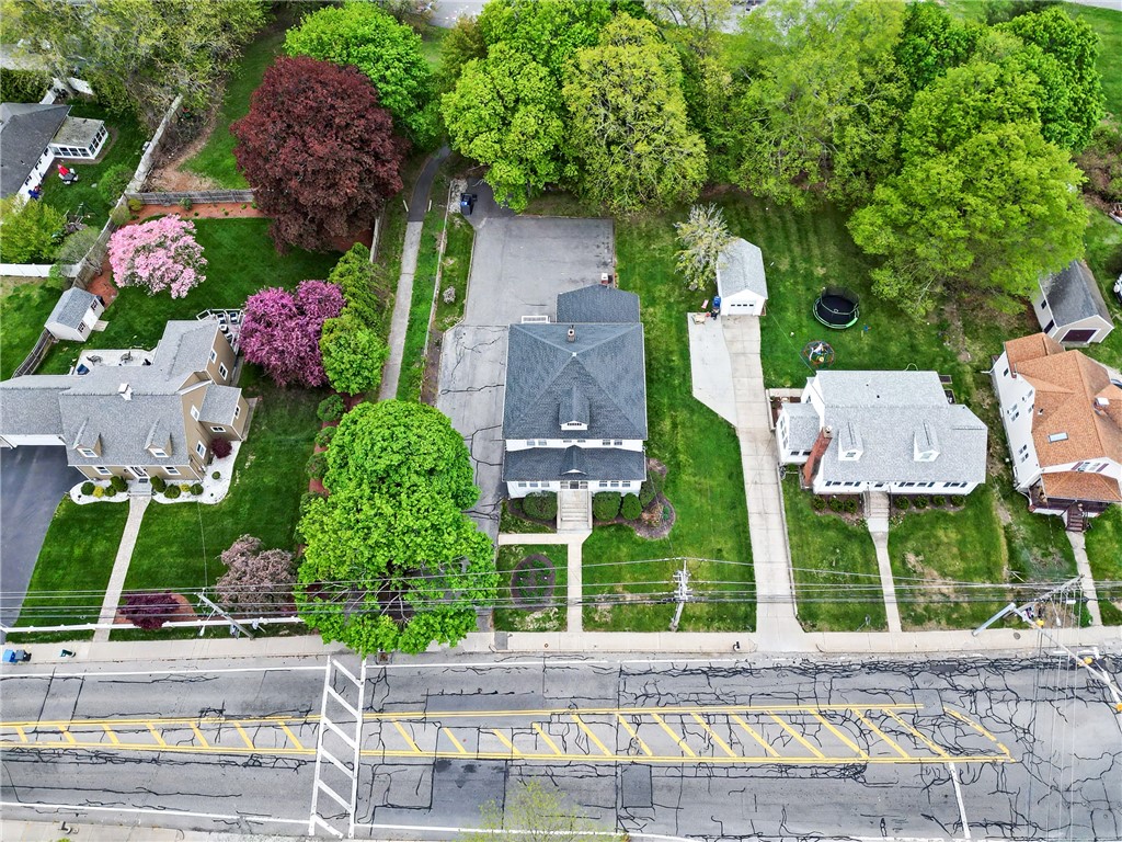 3288 Mendon Road Cumberland, RI 02864 - Photo 4 of 49