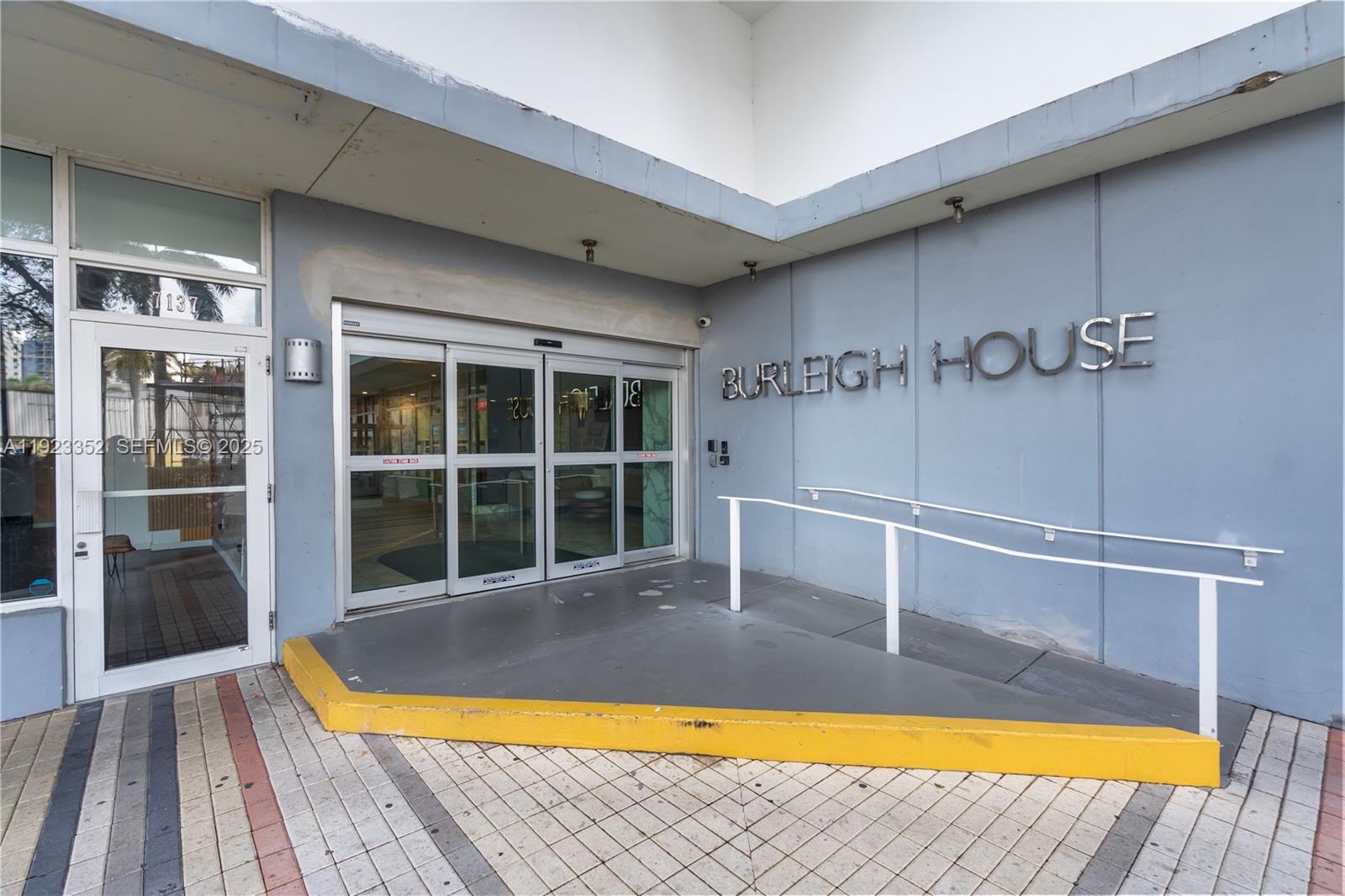 7135 Collins Avenue, Unit PH31 Miami Beach, FL 33141 - Photo 13 of 20 a view of swimming pool