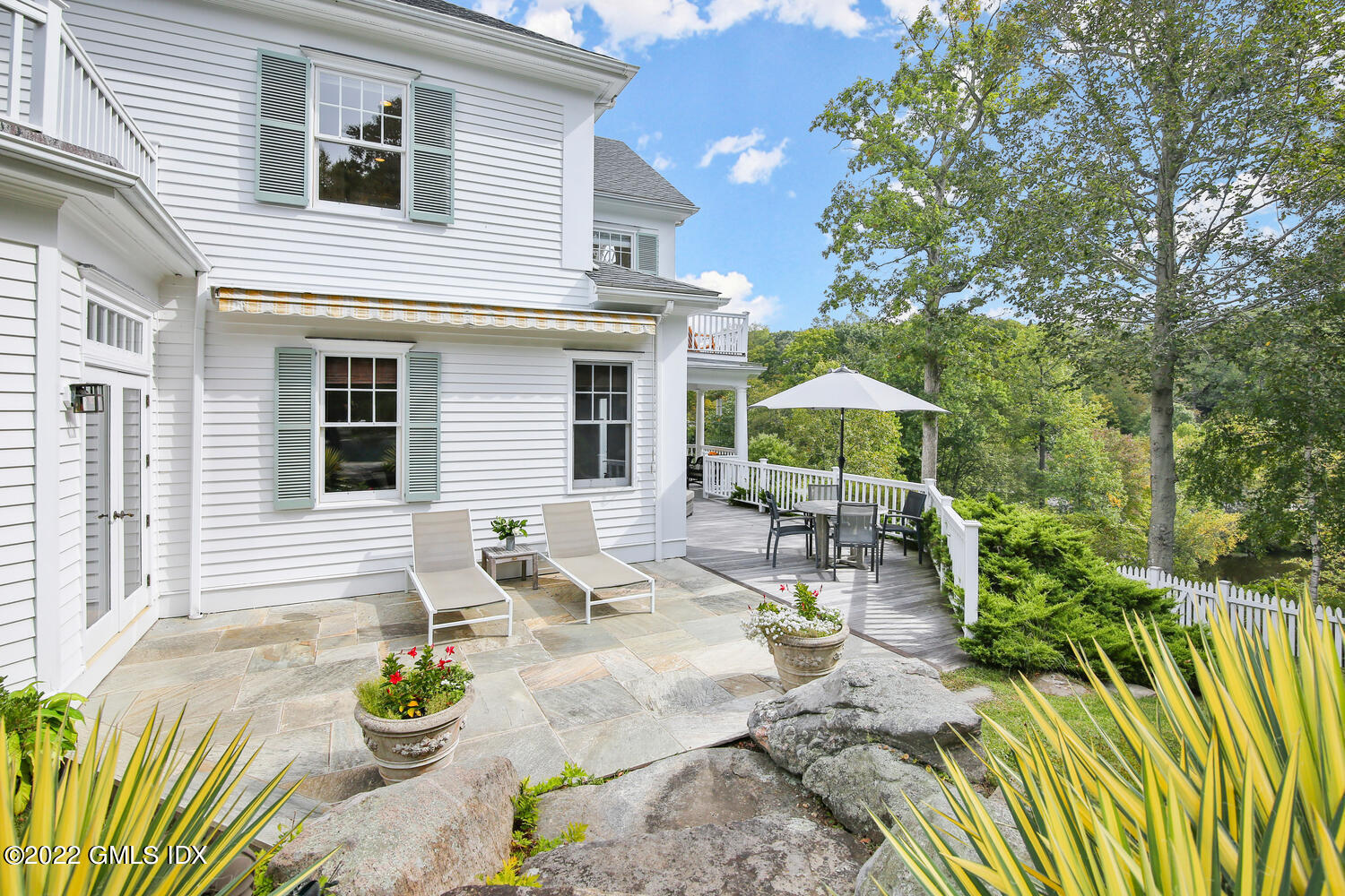 57 Partridge Hollow Road Greenwich, CT 06831 - Photo 63 of 102 Back Patio