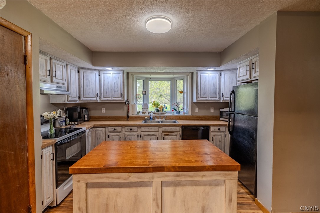 1557 Co Rte 7 Hannibal, NY 13126 - Photo 13 of 47